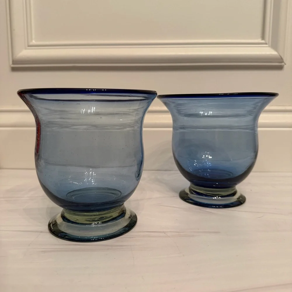 New (1) Crate & Barrel Blue Sanibel Hurricane candleholder / small vase